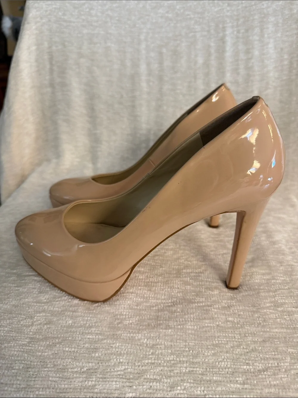 Jessica Simpson Nude Patent Platform Pumps Size 8.5